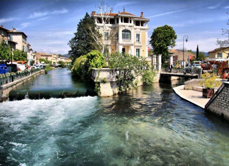 Mas et Gite de la Picholine LʼIsle-sur-la-Sorgue Extérieur photo