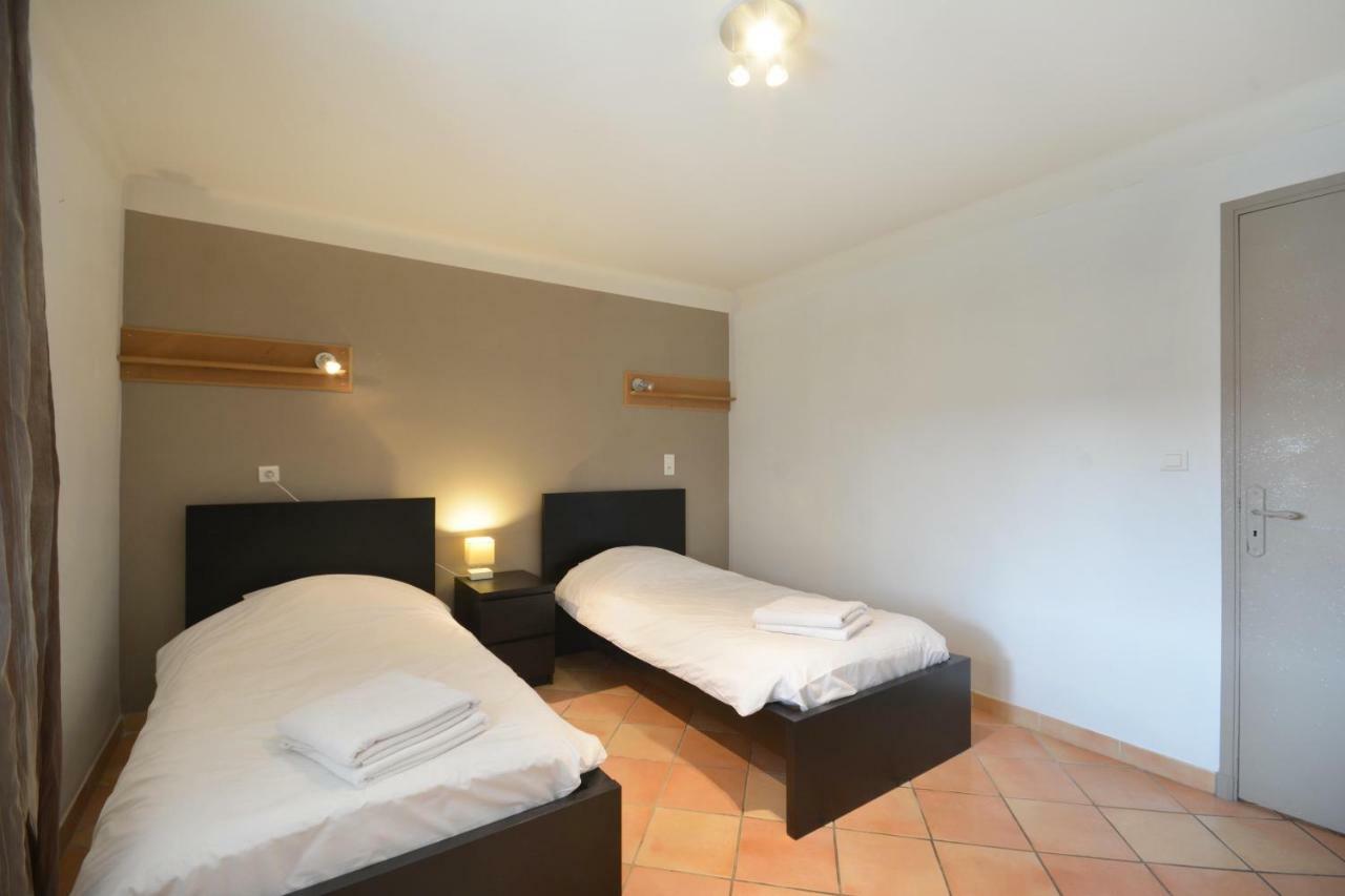 Mas et Gite de la Picholine LʼIsle-sur-la-Sorgue Extérieur photo