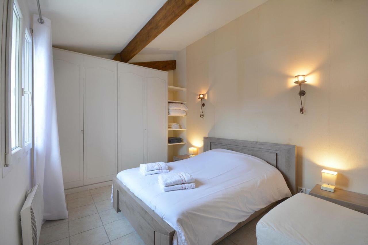 Mas et Gite de la Picholine LʼIsle-sur-la-Sorgue Extérieur photo