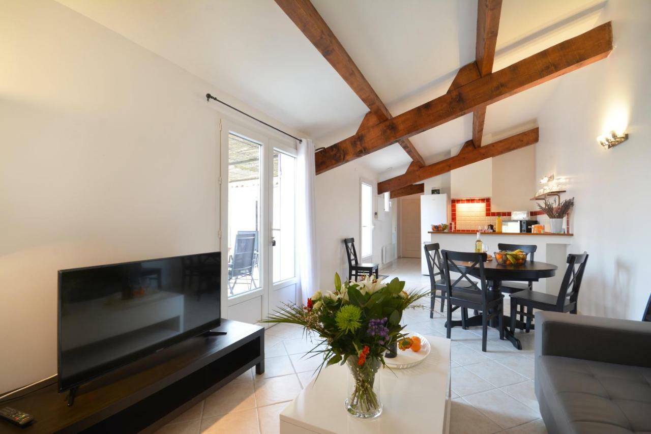Mas et Gite de la Picholine LʼIsle-sur-la-Sorgue Extérieur photo